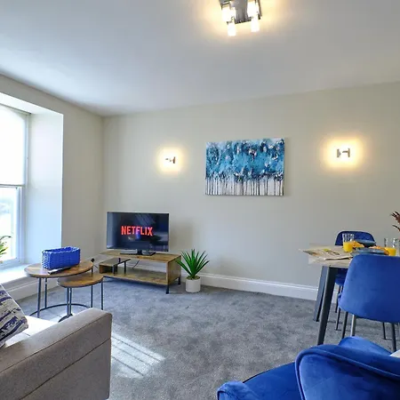 Διαμέρισμα Contractor & Team Flat - 4 Separate Beds - Parking & 1gb Wifi Χαρογκέιτ