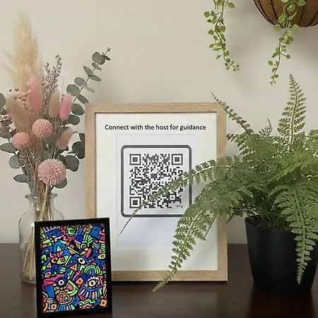 Contractor & Team Flat - 4 Separate Beds - Parking & 1gb Wifi Χαρογκέιτ