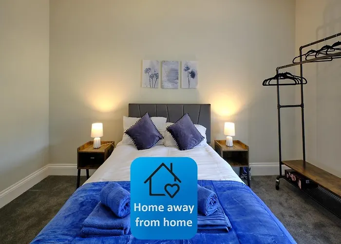 F4 Contractor & Team Flat - 4 Separate Beds - Parking & 1gb Wifi Lägenhet *